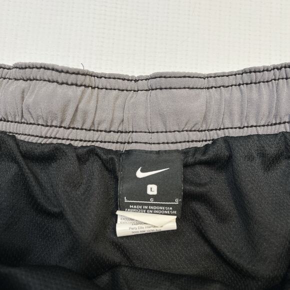 Nike Black Gray Contend Repel Swim Shorts Trunks $52 NESS9427-001 Mens Large - Picture 7 of 13